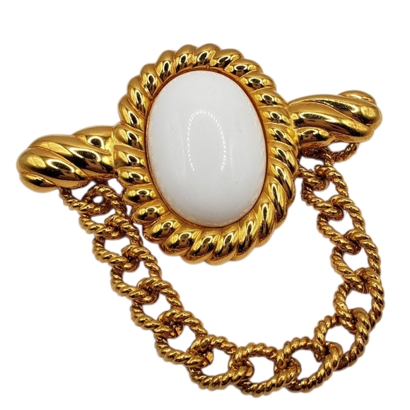 Vintage Monet Bar Chain Brooch 80's Madonna Pop - Picture 1 of 10